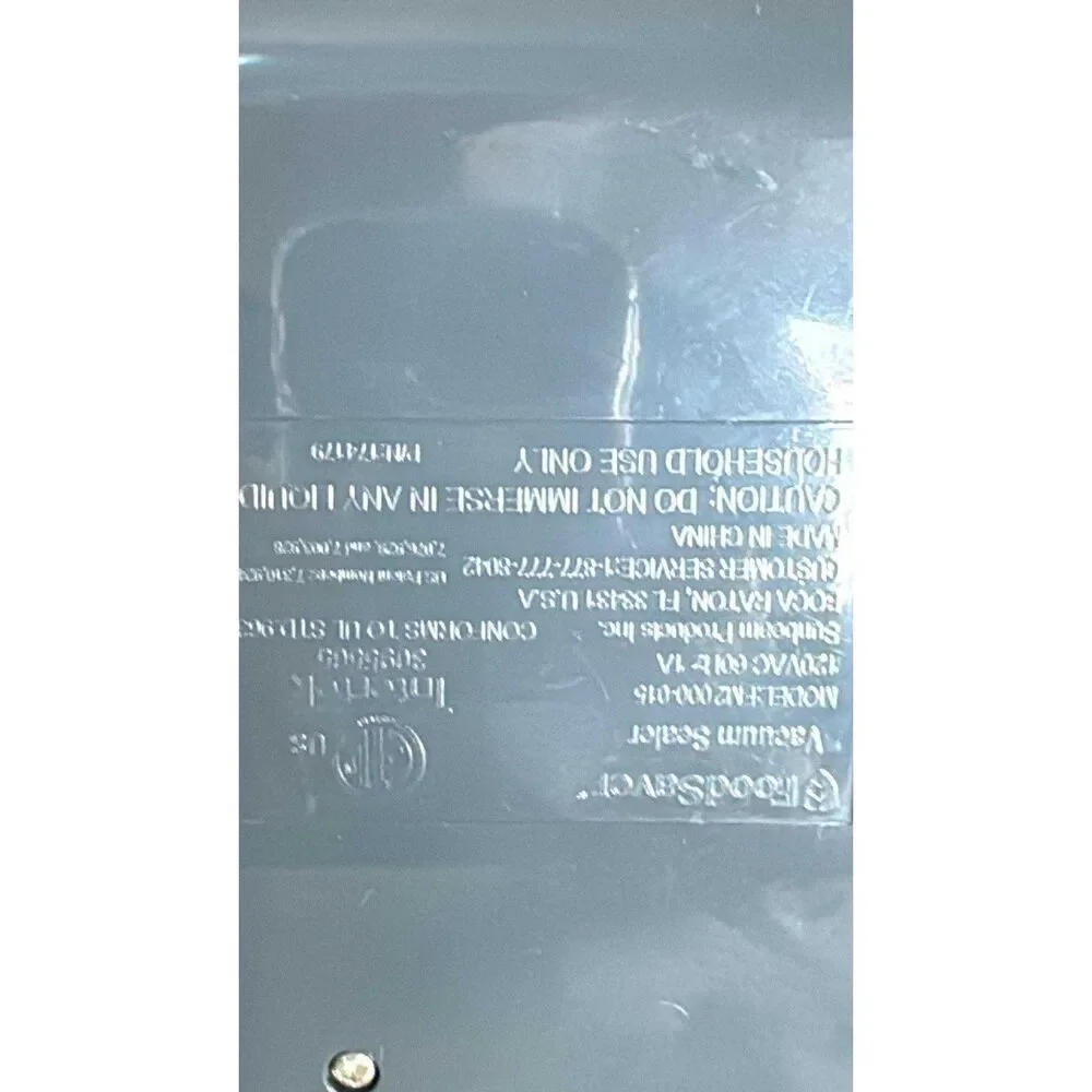 Foodsaver FM 2000 Vacuum Sealer Machine With Bags